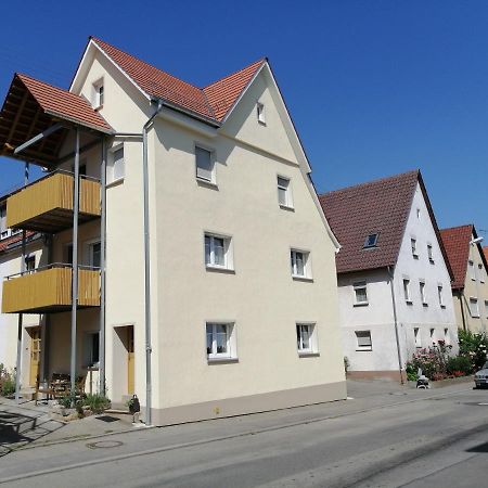 Apartment & Zimmer Familie Trescher توبنجن المظهر الخارجي الصورة